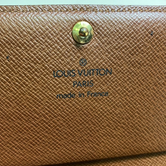 LV Louis Vuitton medium size Tressor wallet in excellent pre-loved condition - Picture 2 of 14